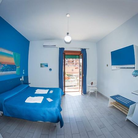 B&B Le Isole Napoli Eksteriør billede