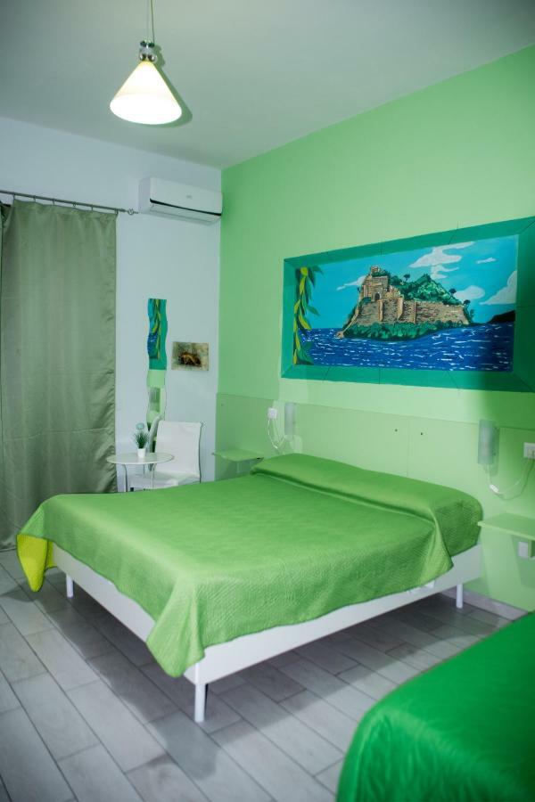 B&B Le Isole Napoli Eksteriør billede