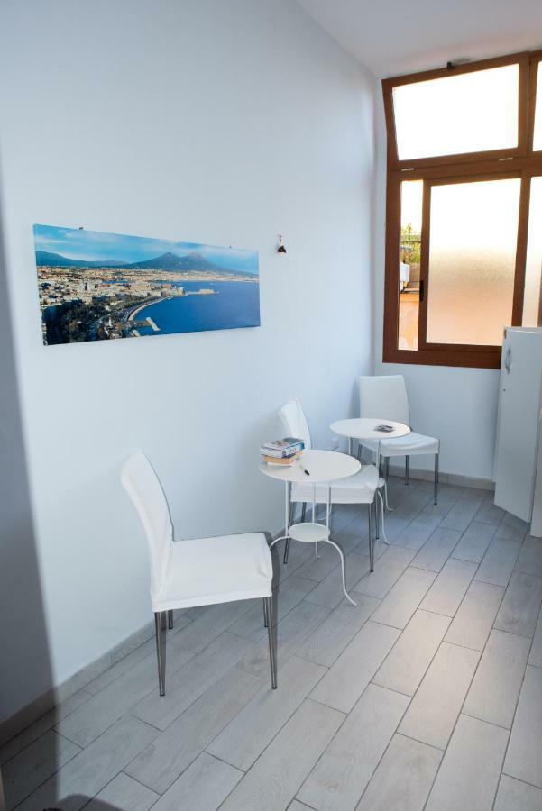 B&B Le Isole Napoli Eksteriør billede